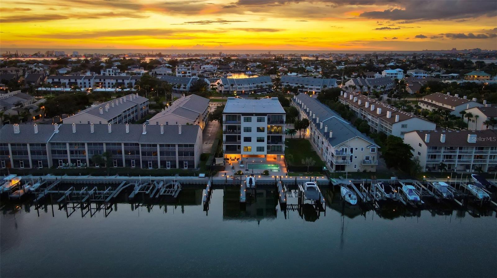 Image 97 of 100 For 455 Pinellas Bayway S 2b