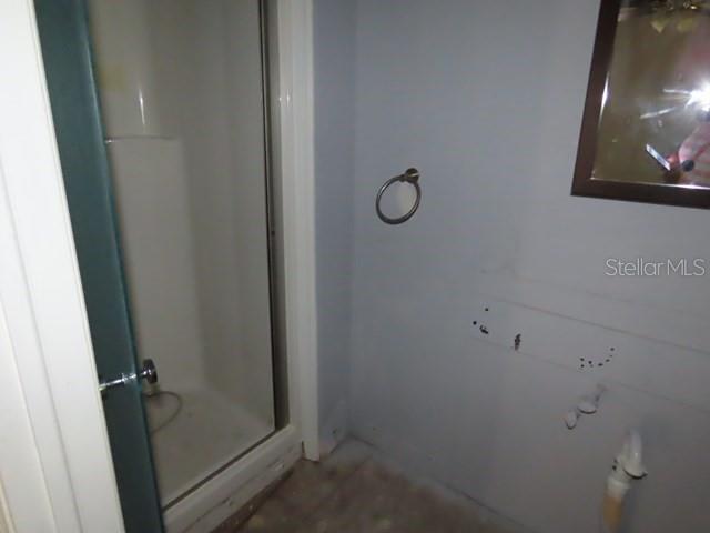 Image 10 of 68 For 521 Drury Lane