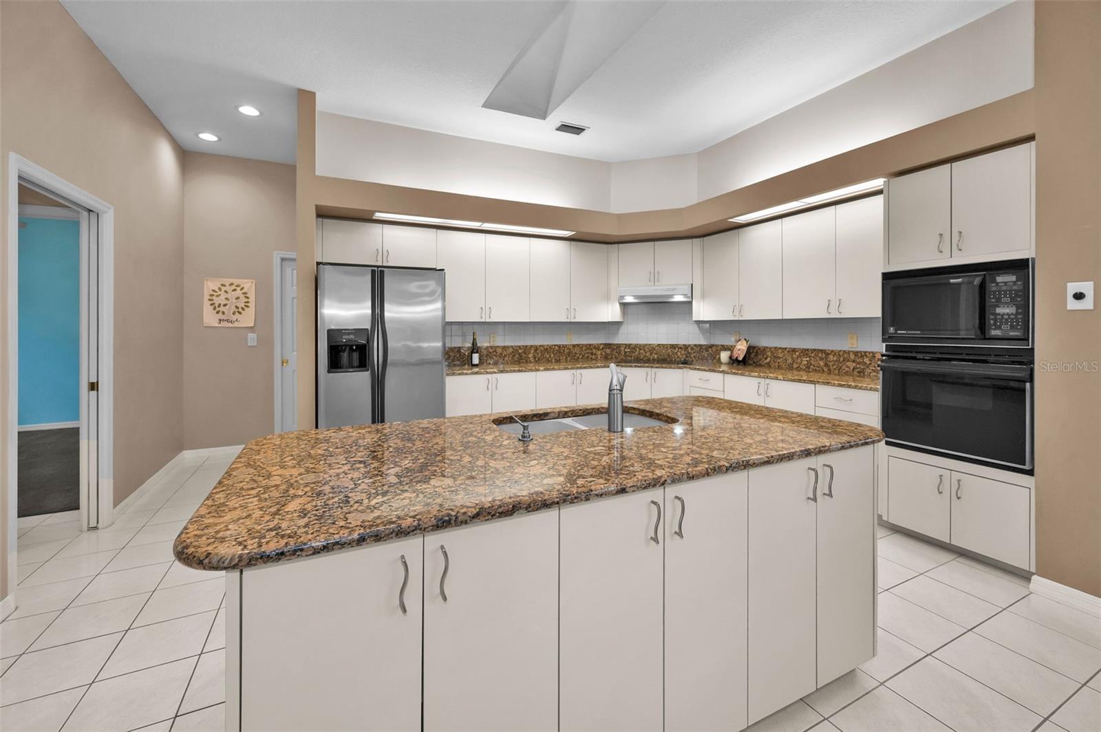 Image 3 of 53 For 1120 Hunters Place
