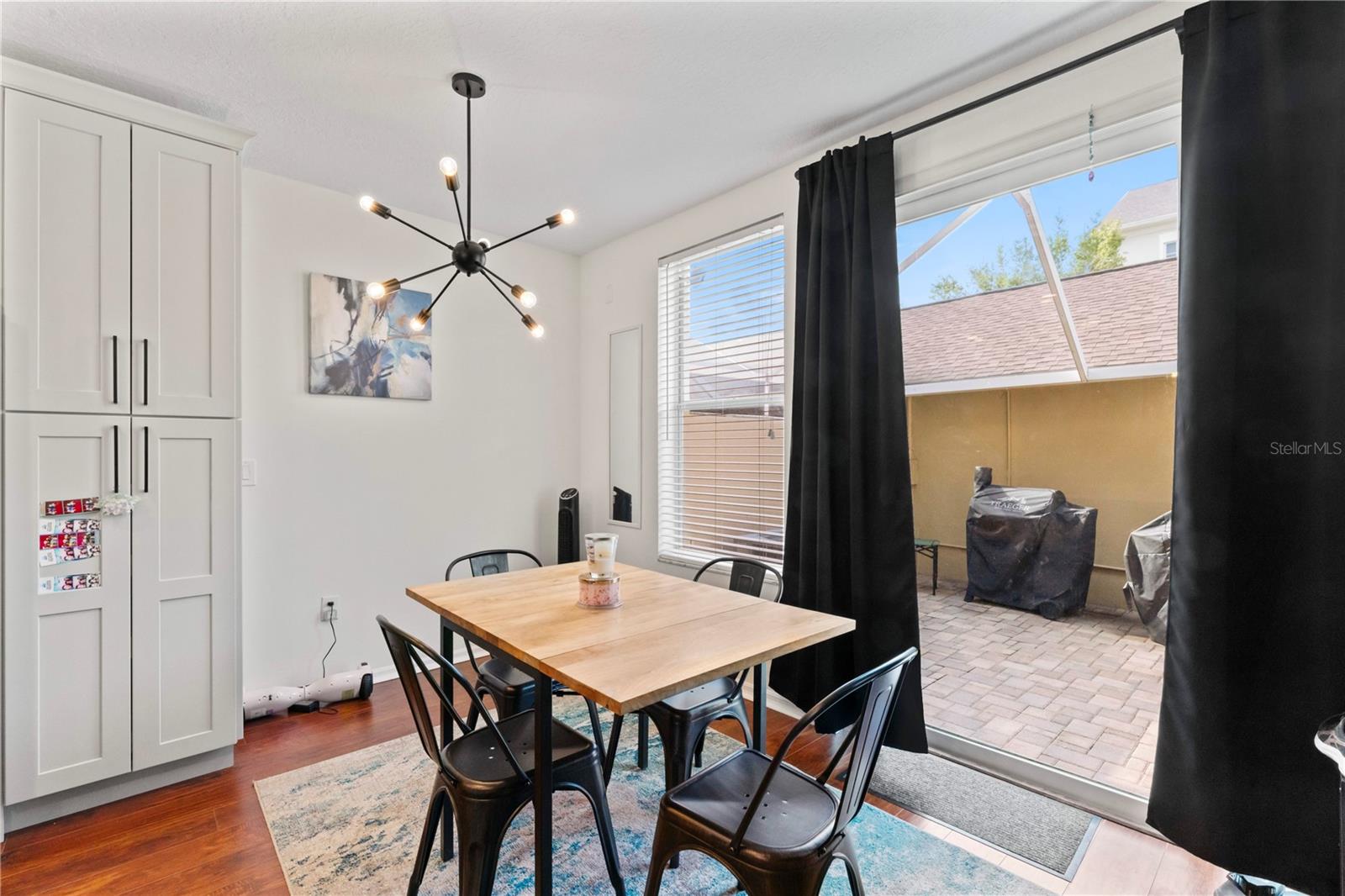 Image 13 of 31 For 9804 Brompton Drive