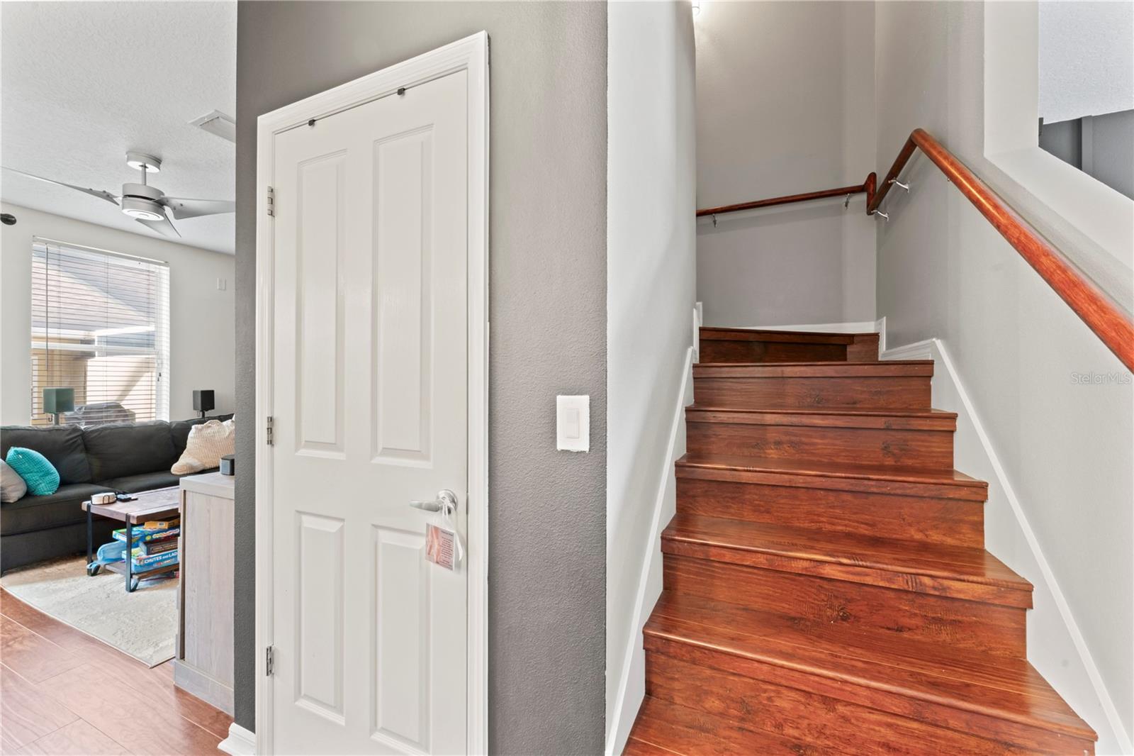 Image 17 of 31 For 9804 Brompton Drive