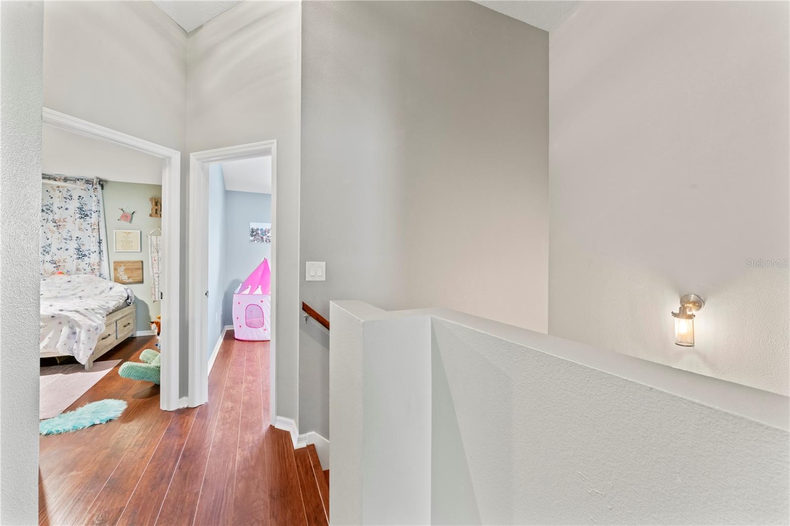 Image 21 of 31 For 9804 Brompton Drive