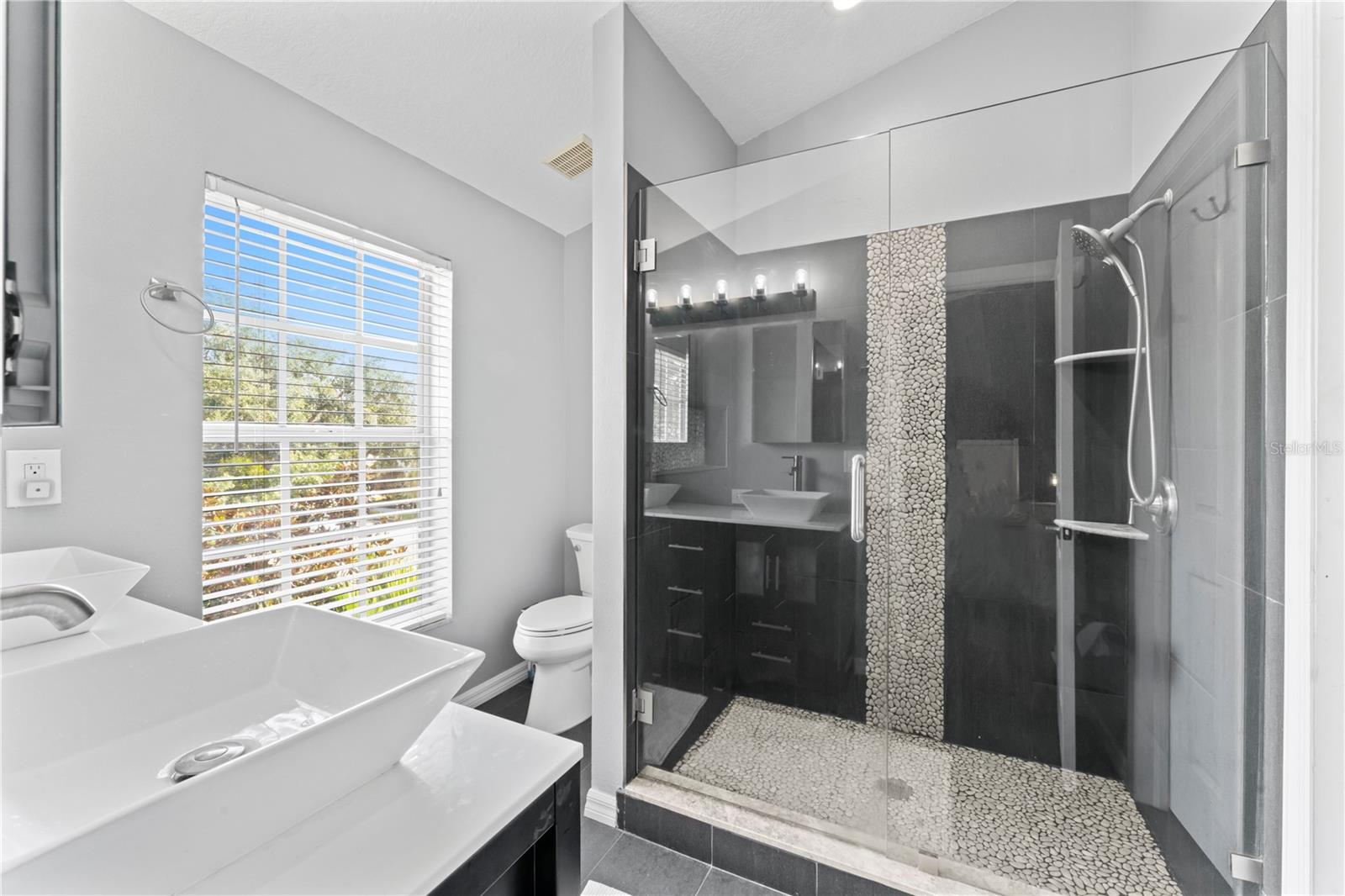 Image 25 of 31 For 9804 Brompton Drive