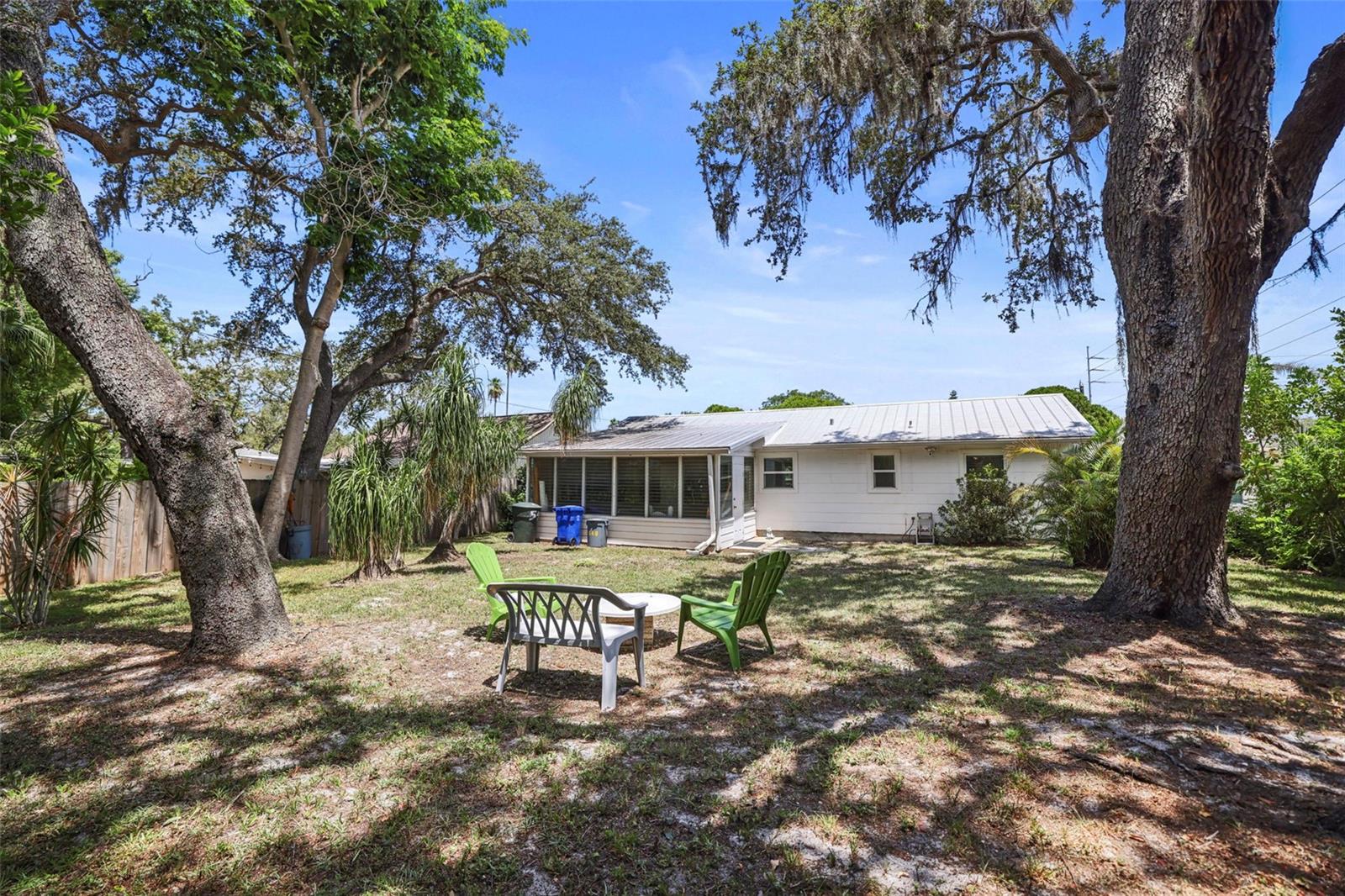 Image 34 of 40 For 549 Locklie Street