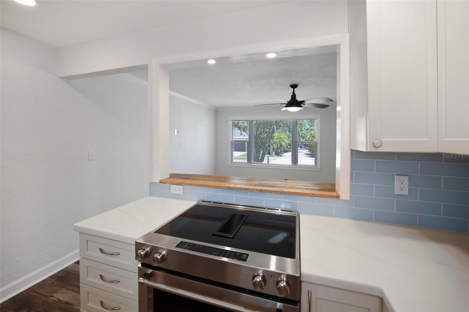 Image 4 of 40 For 549 Locklie Street
