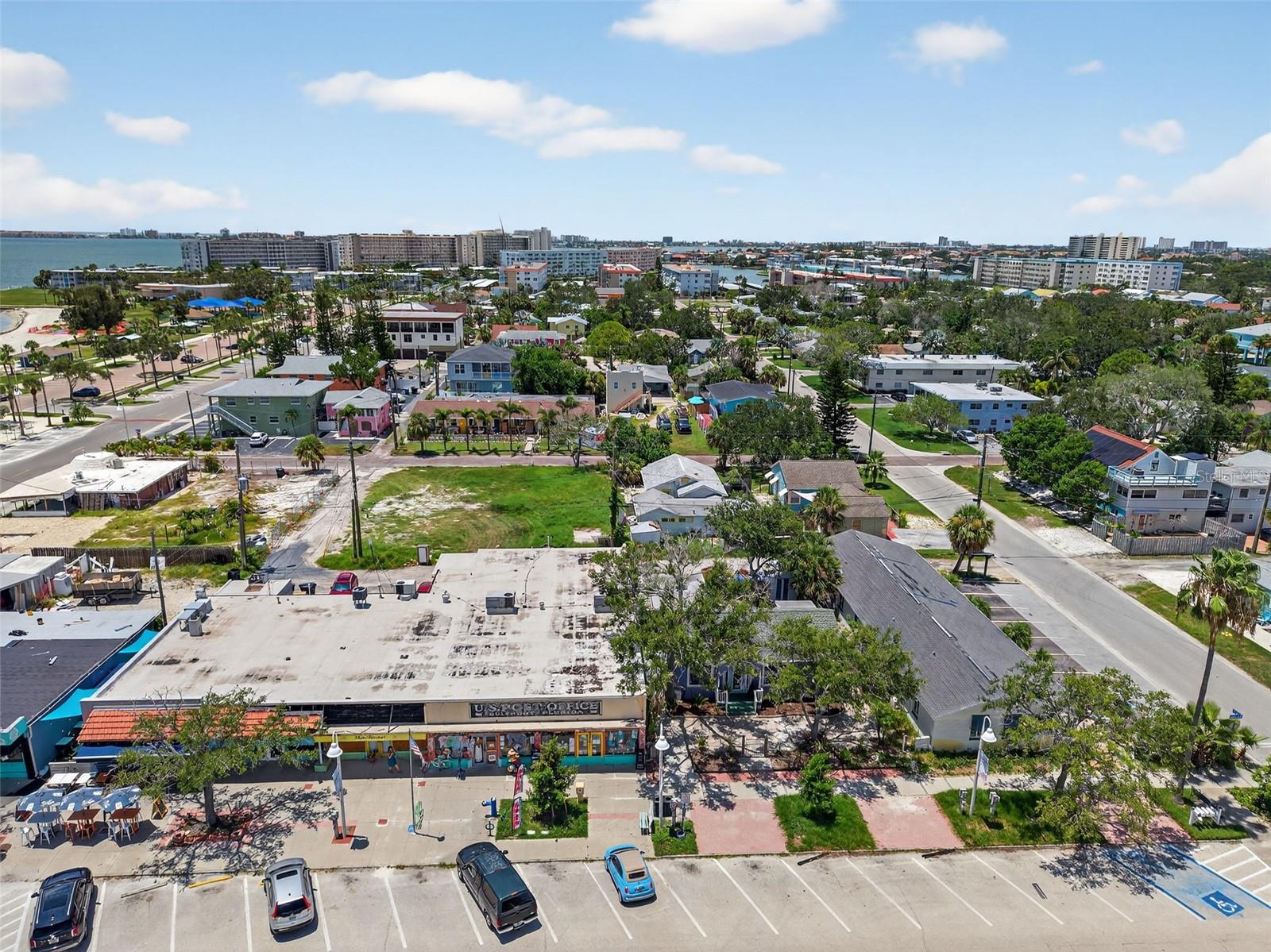 Listing photo id 31 for 5416 Delette Avenue S
