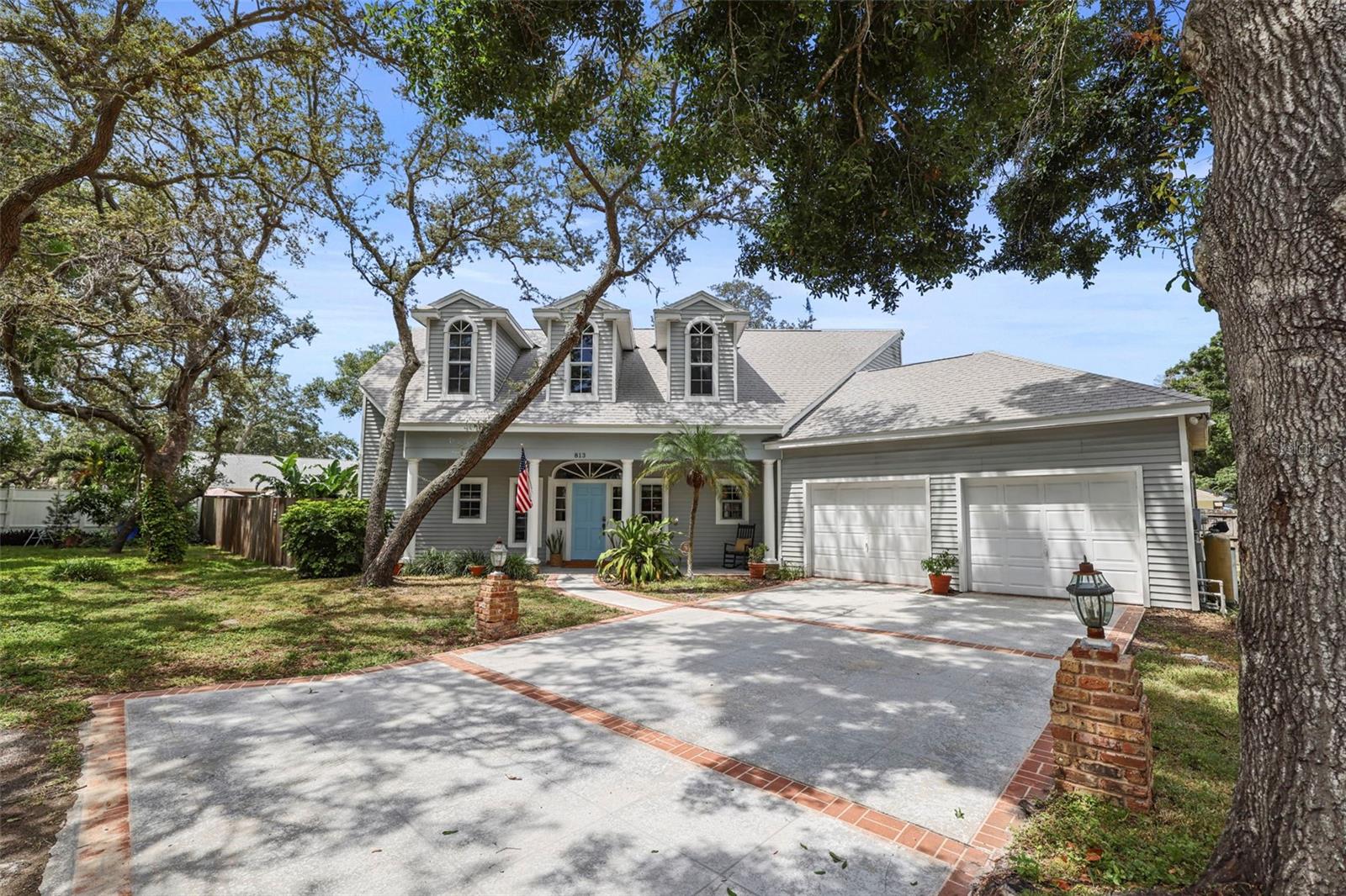 Image 2 of 83 For 813 Old Charleston Way