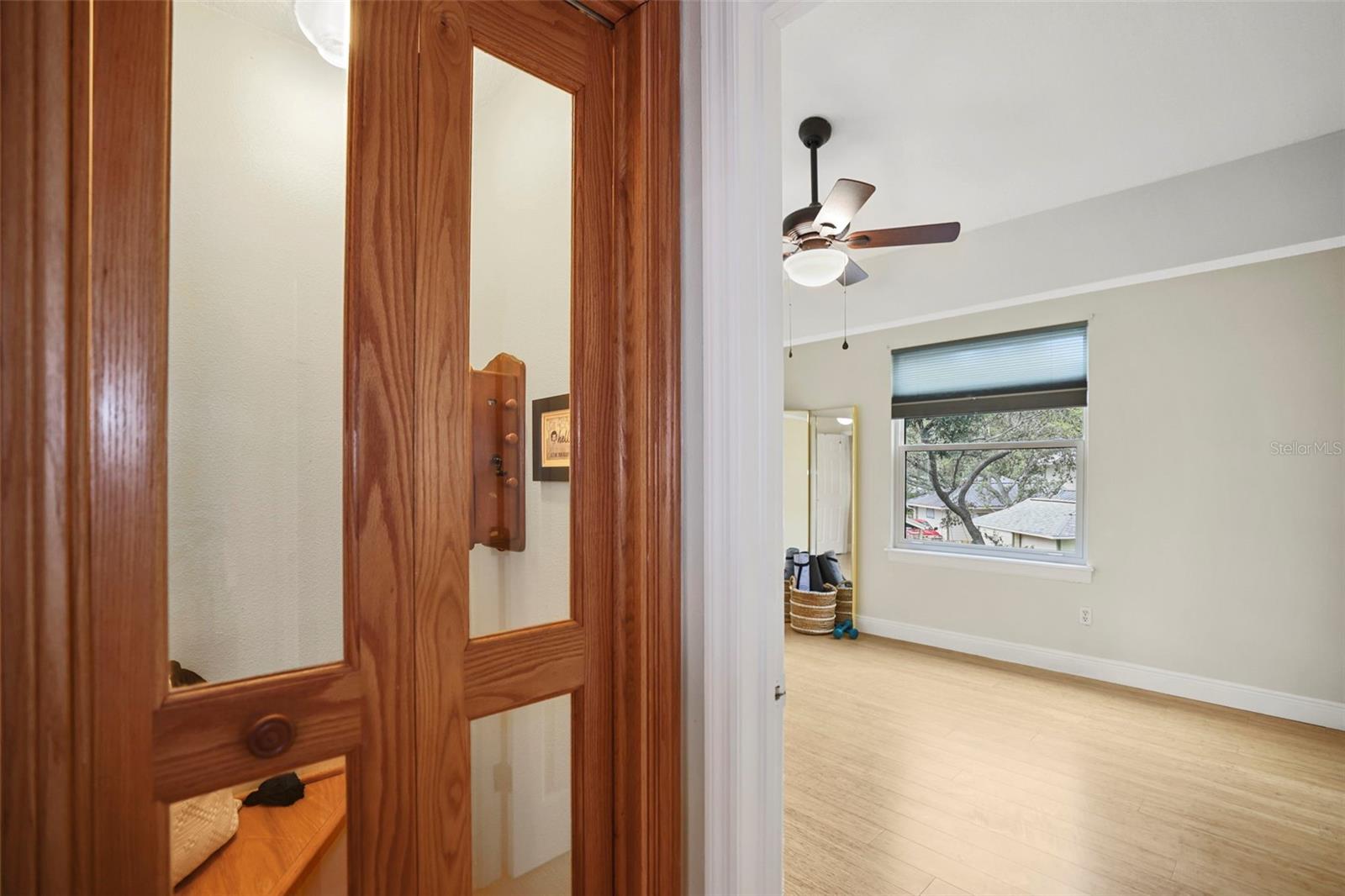 Image 42 of 83 For 813 Old Charleston Way