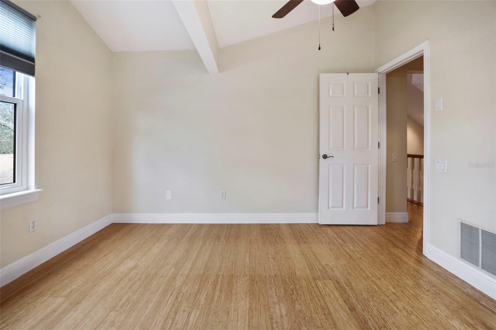 Image 45 of 83 For 813 Old Charleston Way
