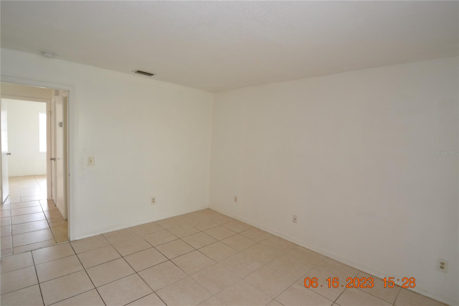 Image 14 of 20 For 409 Big Cedar Way