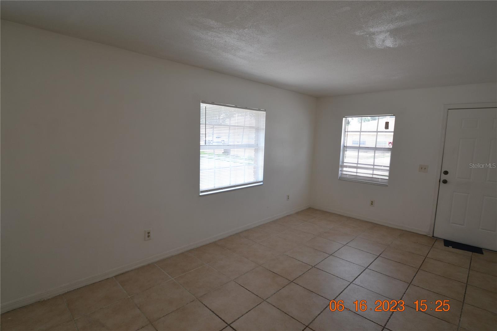 Image 7 of 20 For 409 Big Cedar Way