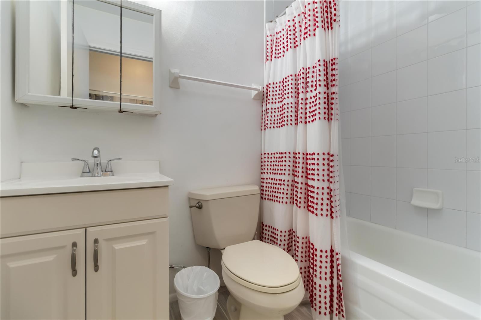 Image 17 of 28 For 1842 Livingstone Street