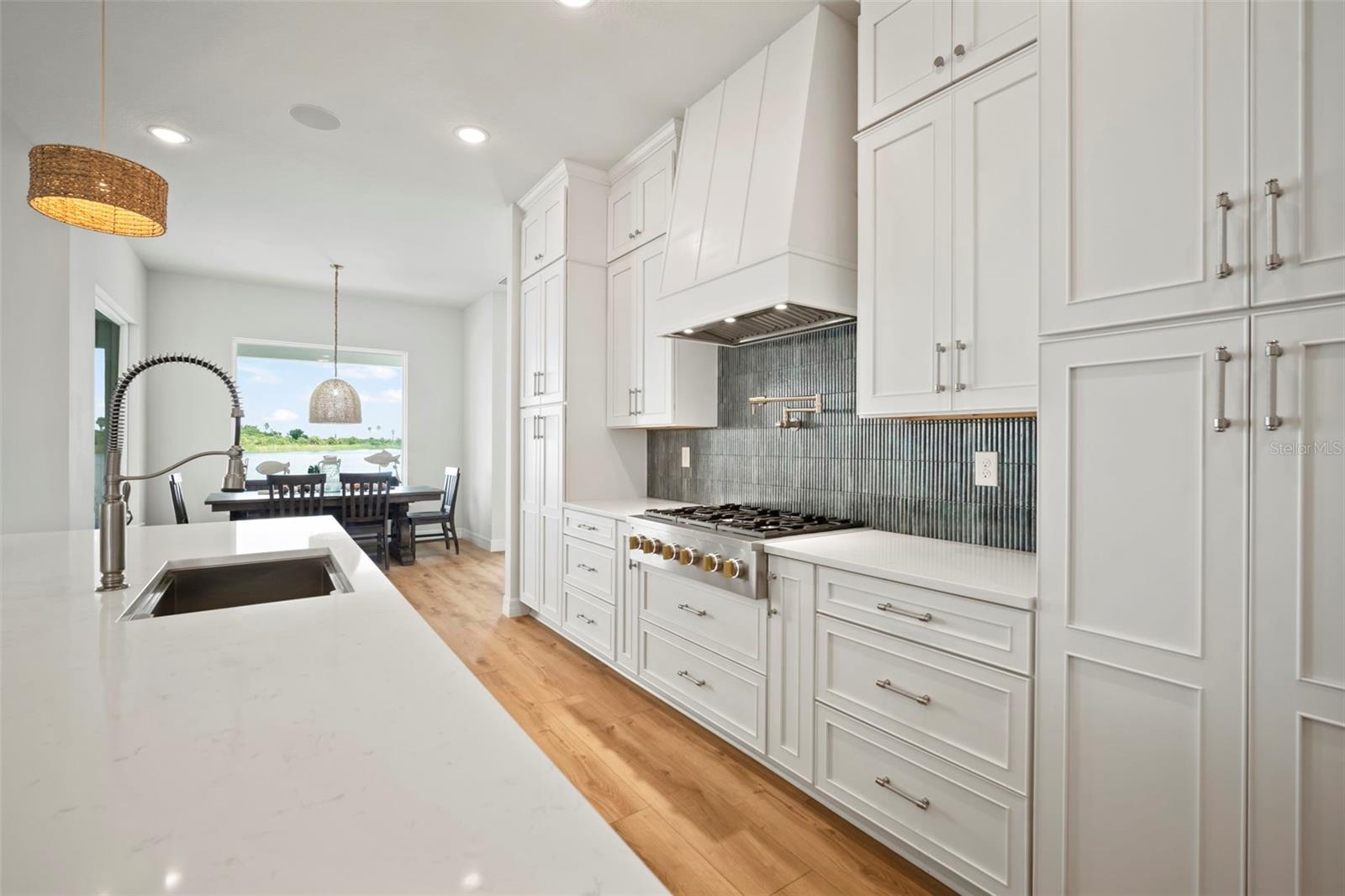 Listing photo id 20 for 3441 Gulf City Road