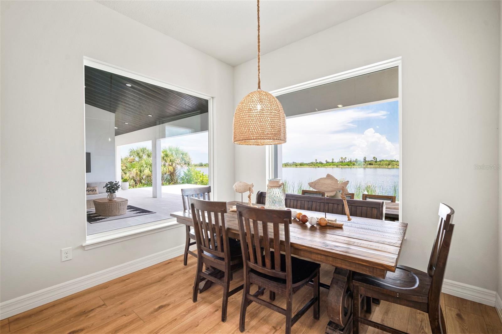 Listing photo id 23 for 3441 Gulf City Road