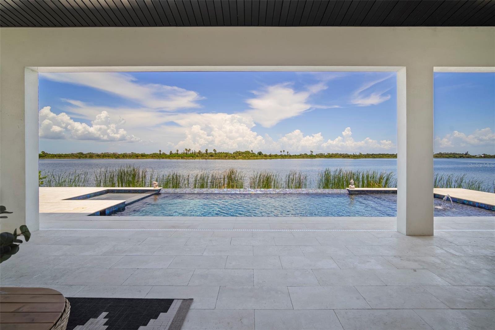 Listing photo id 48 for 3441 Gulf City Road
