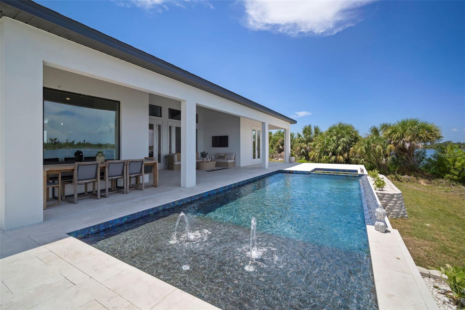 Listing photo id 50 for 3441 Gulf City Road