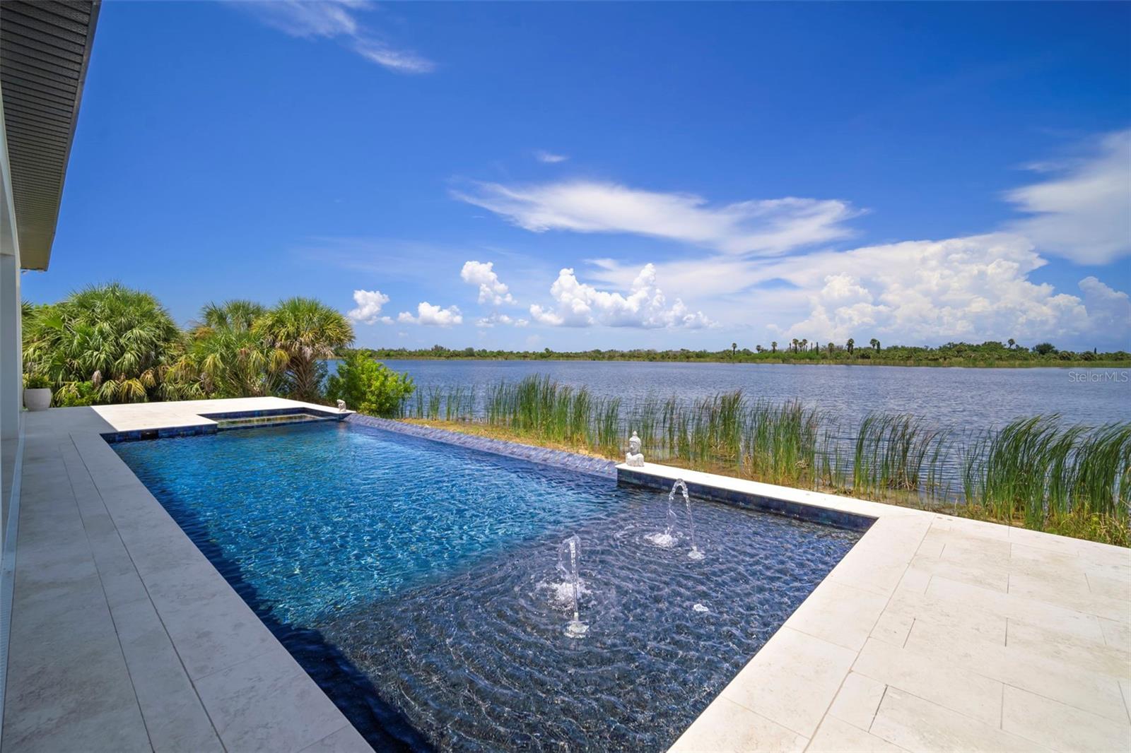Listing photo id 51 for 3441 Gulf City Road