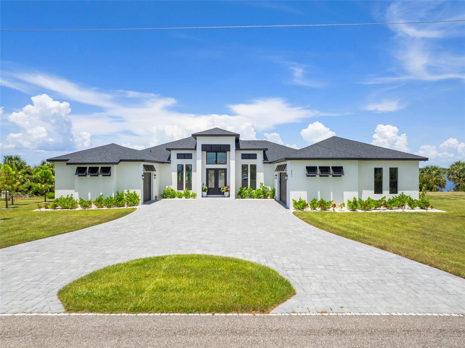Listing photo id 62 for 3441 Gulf City Road