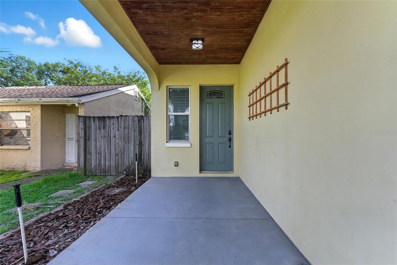 Listing photo id 0 for 4848 Tampa Downs Boulevard
