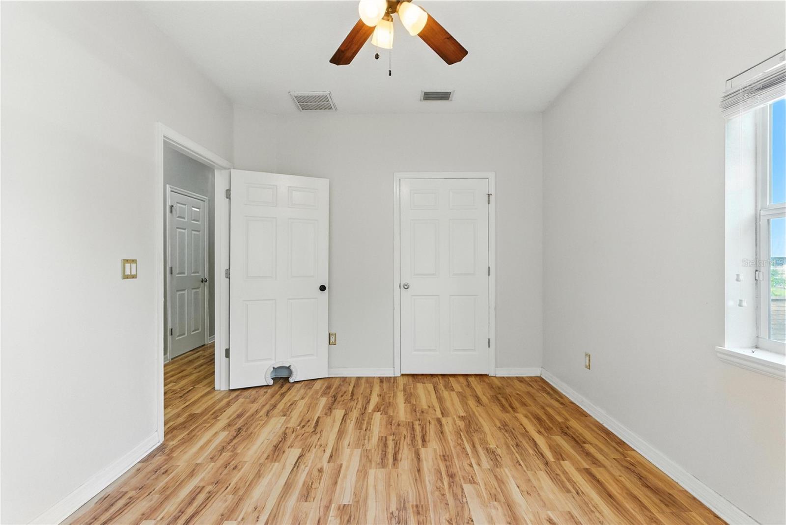 Listing photo id 18 for 4848 Tampa Downs Boulevard