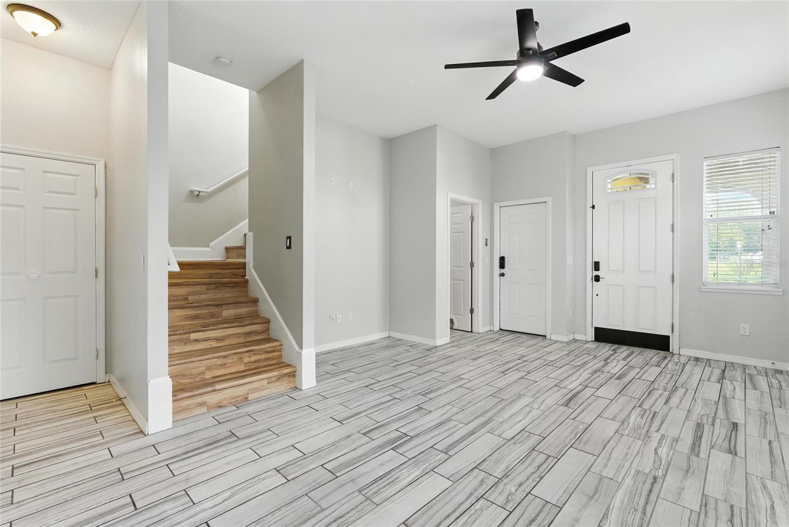Listing photo id 7 for 4848 Tampa Downs Boulevard