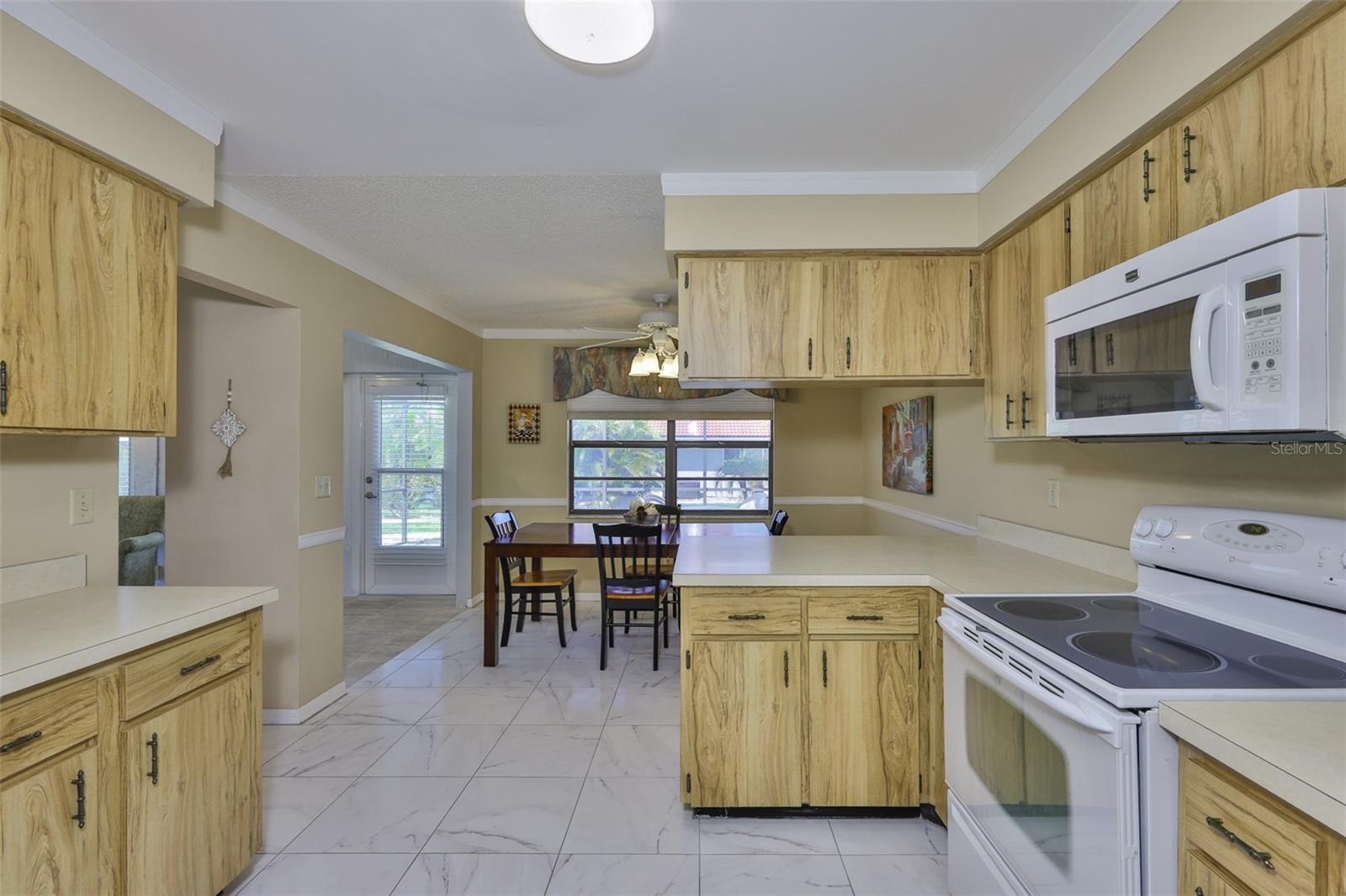 Image 19 of 50 For 1814 Granville Lane