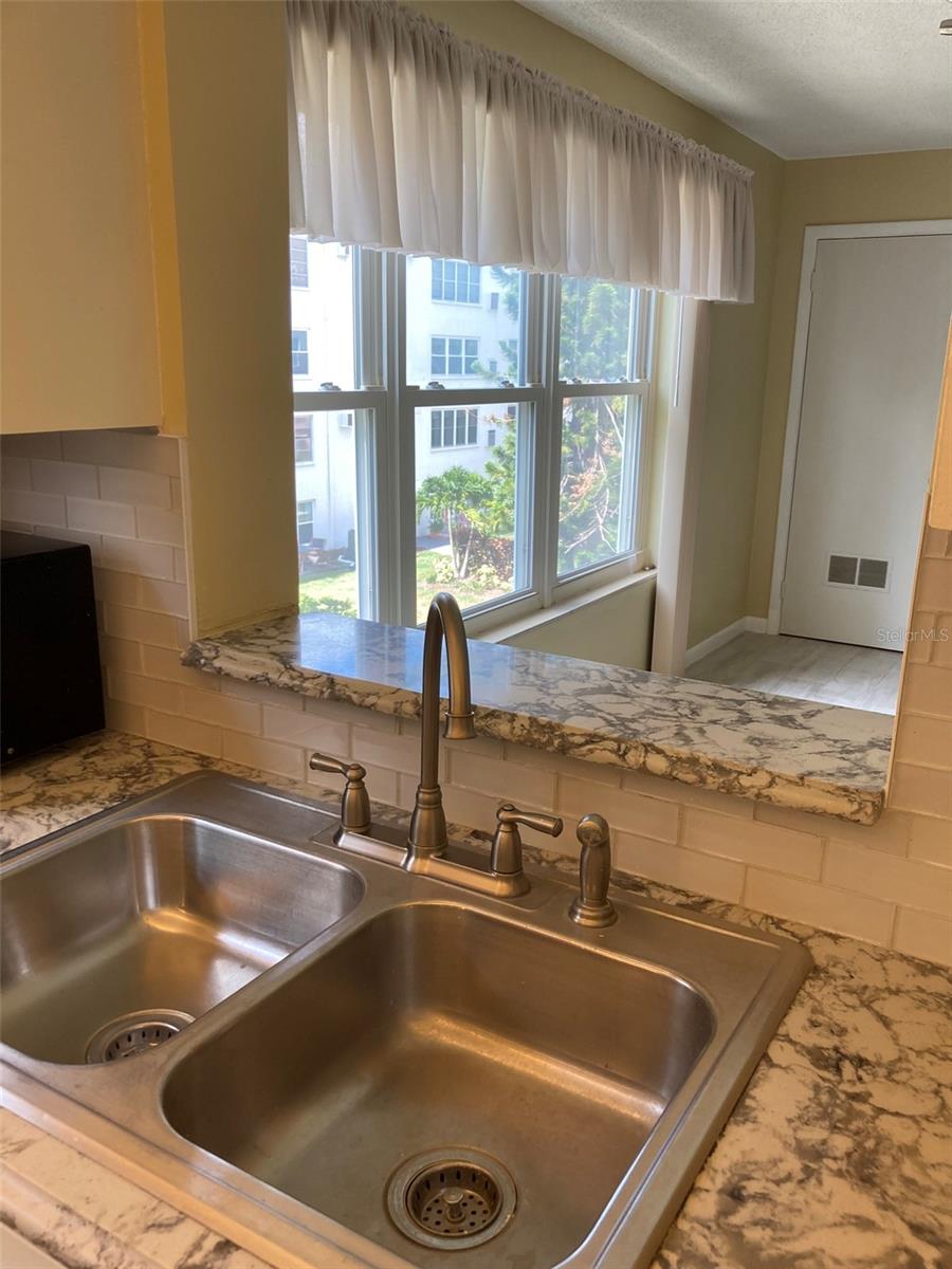 Image 11 of 64 For 5521 80th Street N 311