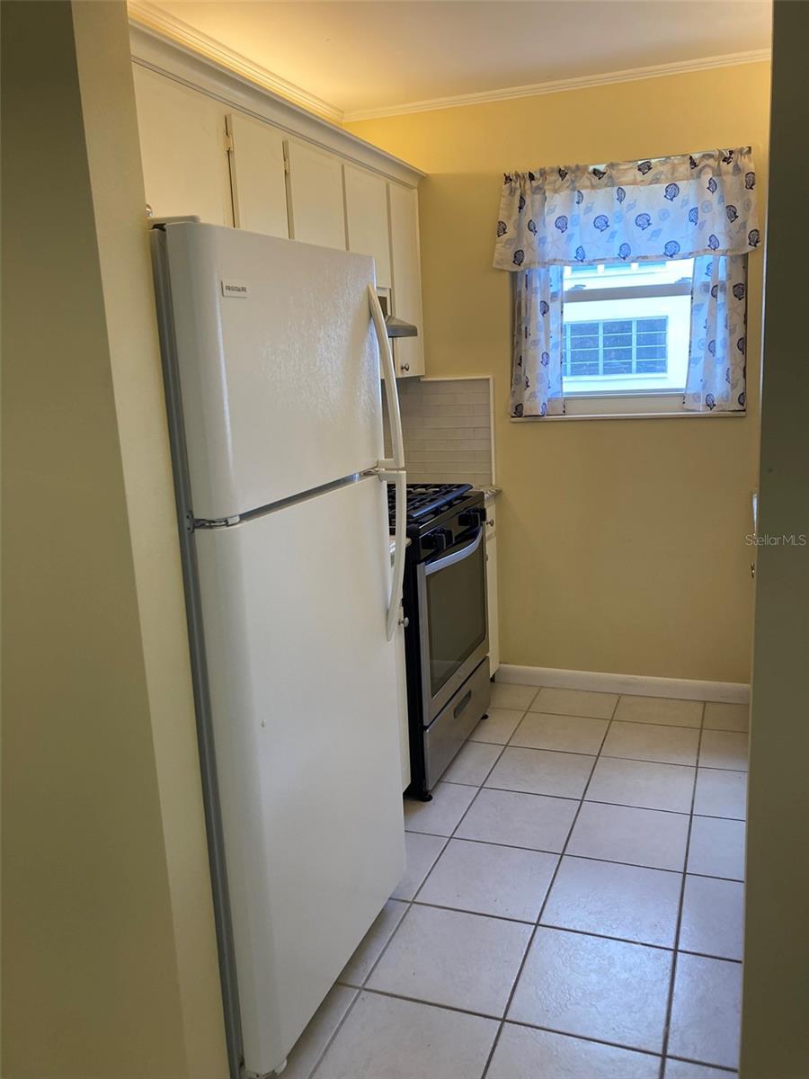 Image 6 of 64 For 5521 80th Street N 311