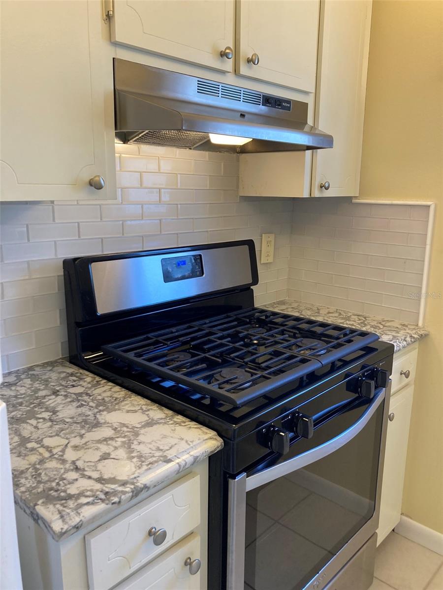 Image 9 of 64 For 5521 80th Street N 311