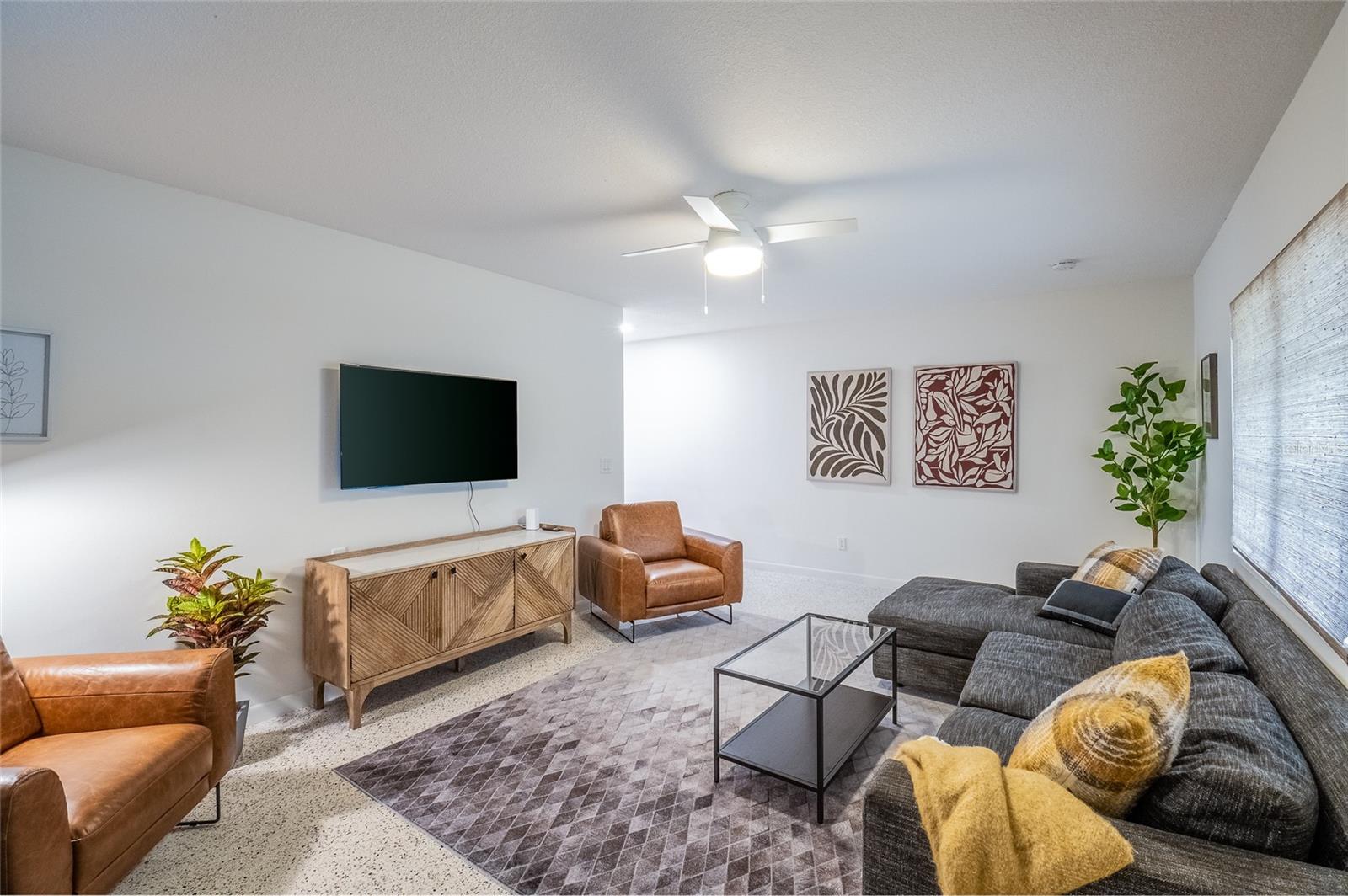 Image 2 of 15 For 725 Wilson Avenue