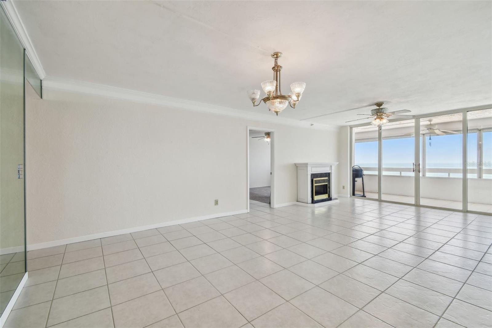 Image 19 of 51 For 17900 Gulf Boulevard 16c