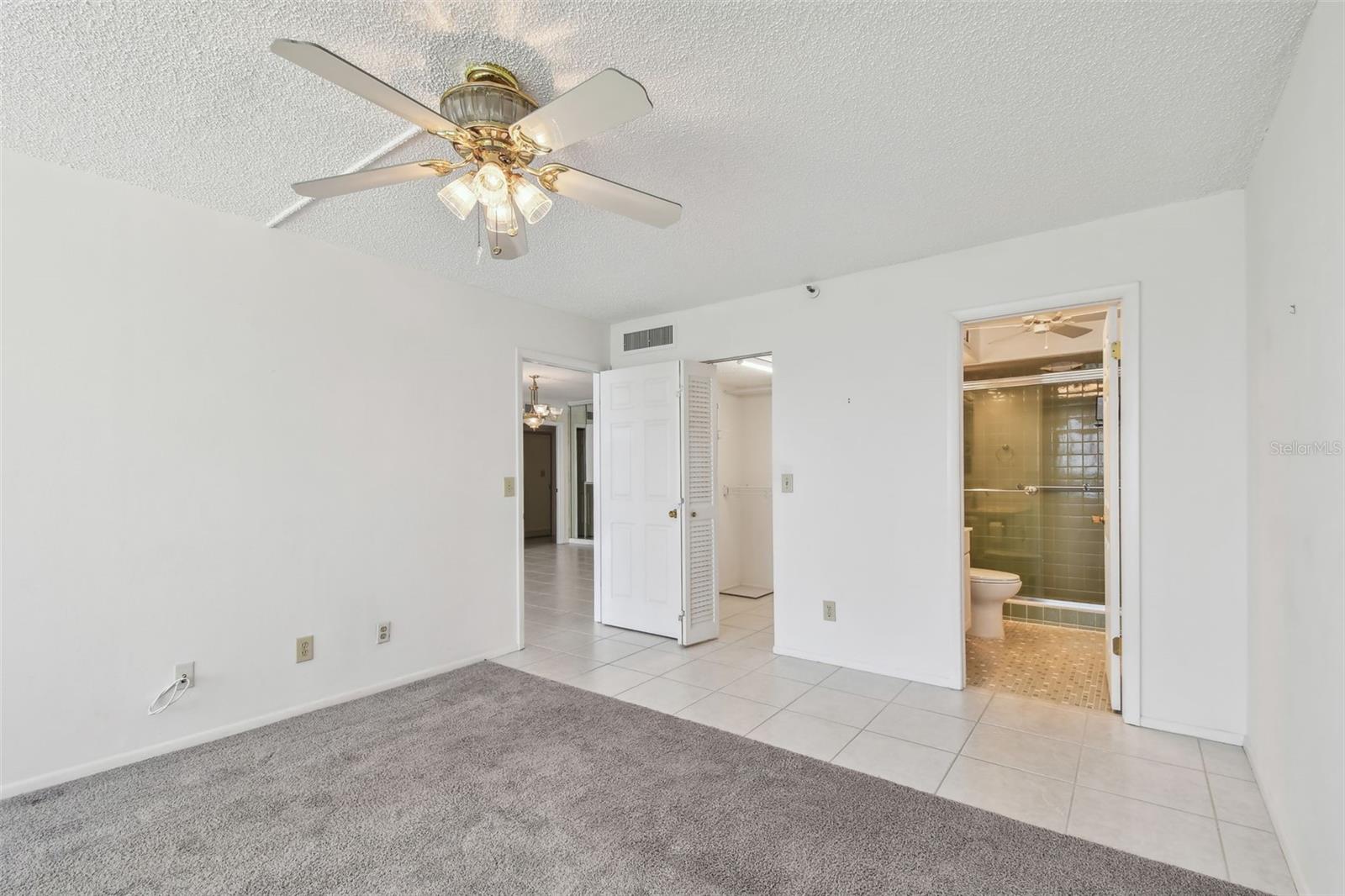 Image 38 of 51 For 17900 Gulf Boulevard 16c