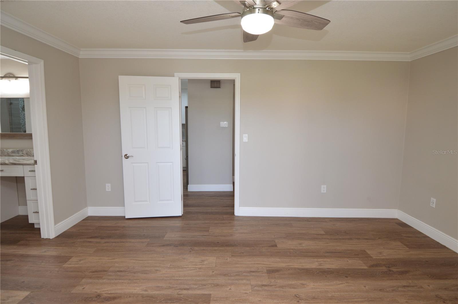 Image 31 of 95 For 6330 Grand Bahama Circle E