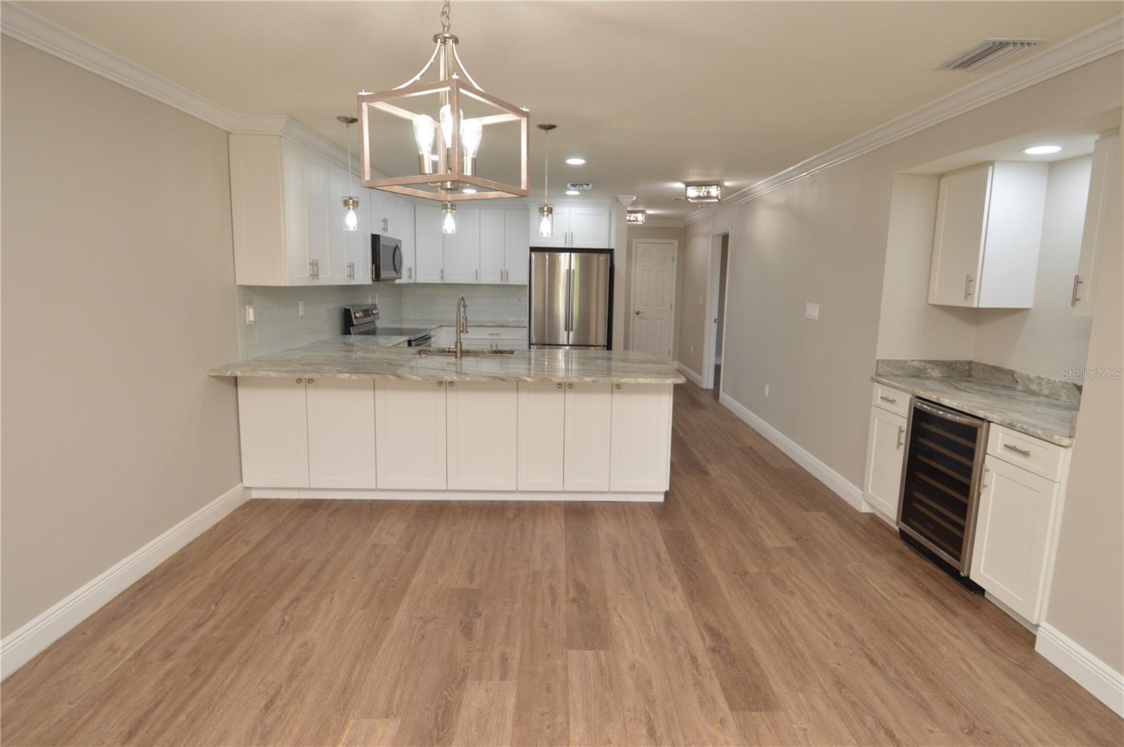 Image 38 of 95 For 6330 Grand Bahama Circle E
