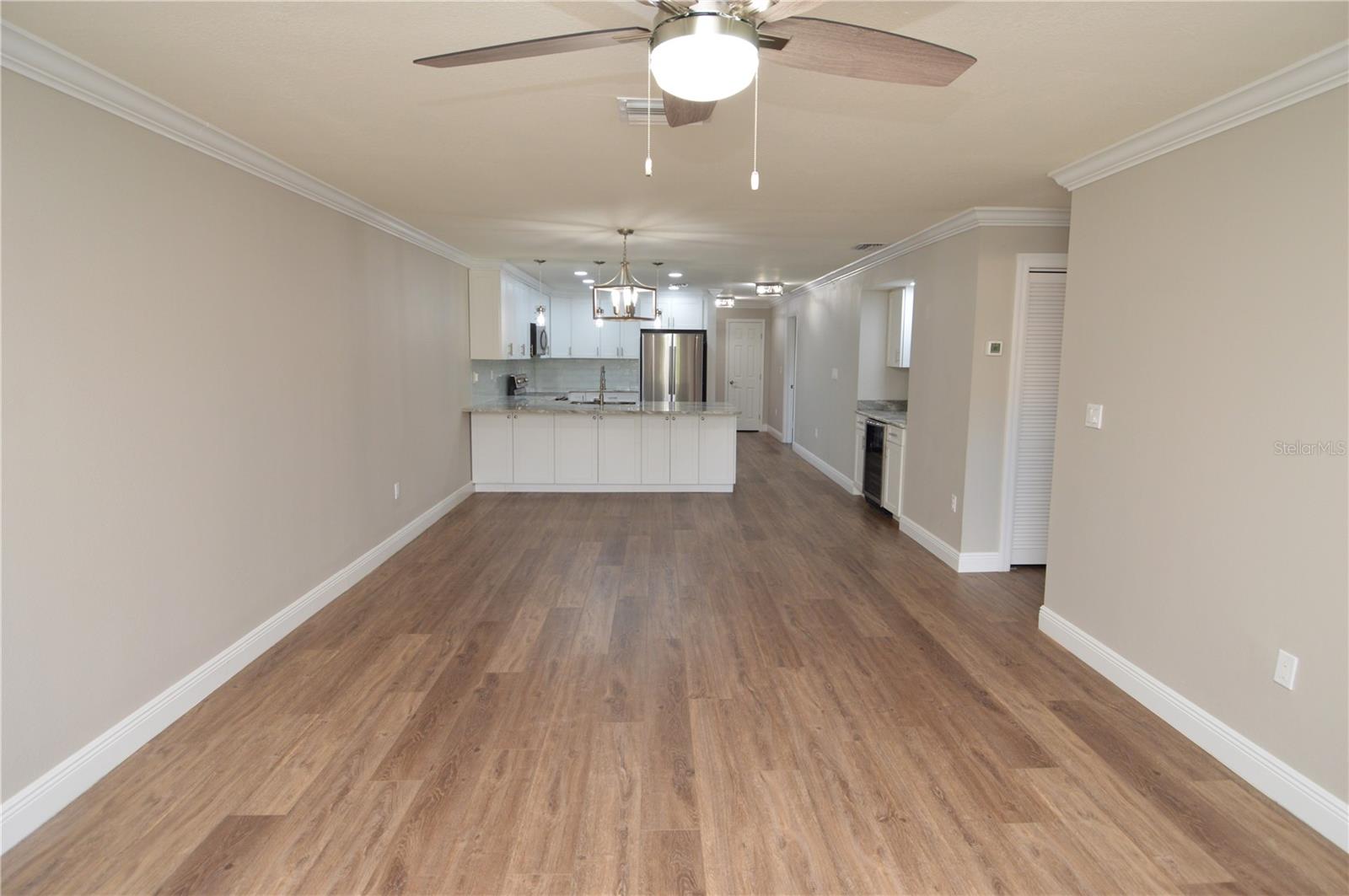 Image 41 of 95 For 6330 Grand Bahama Circle E