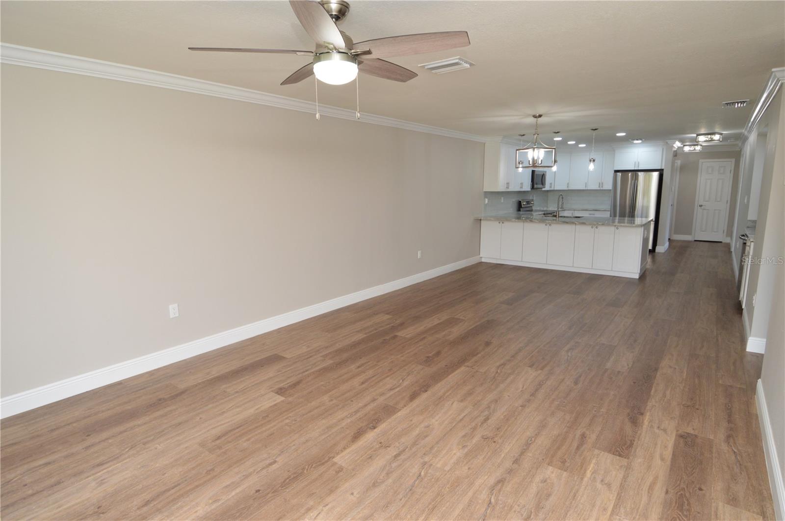 Image 42 of 95 For 6330 Grand Bahama Circle E