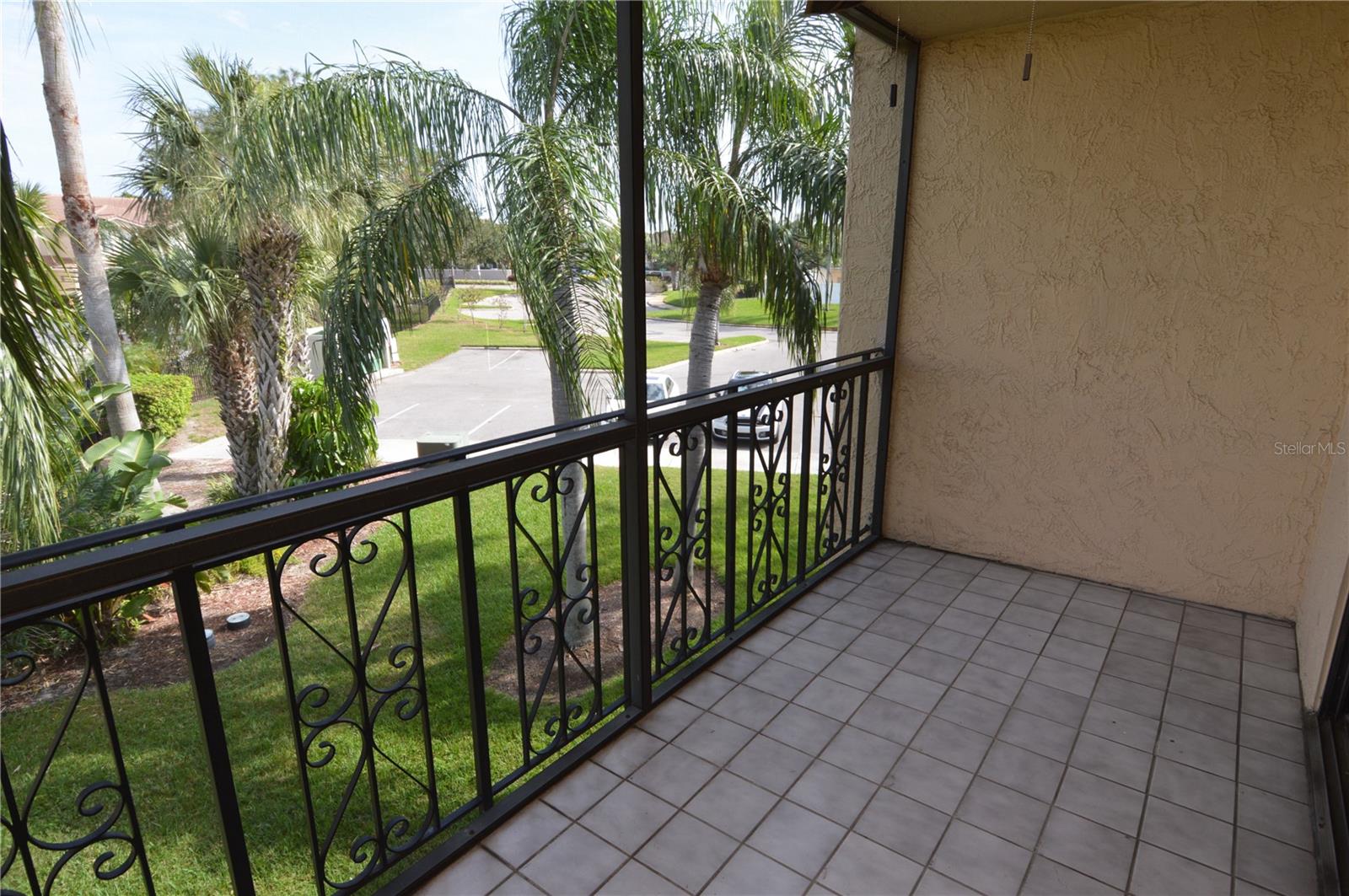 Image 51 of 95 For 6330 Grand Bahama Circle E