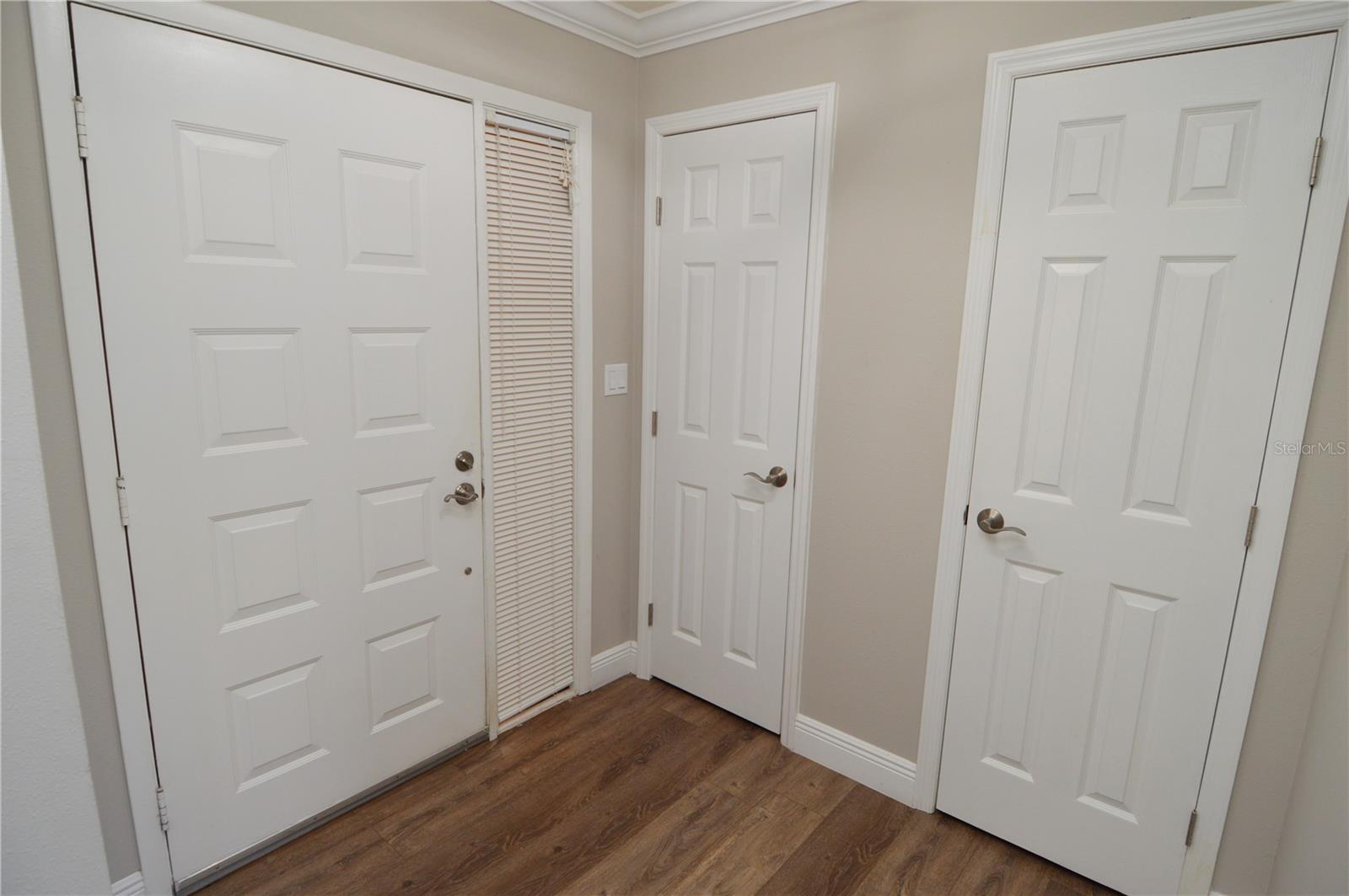Image 6 of 95 For 6330 Grand Bahama Circle E