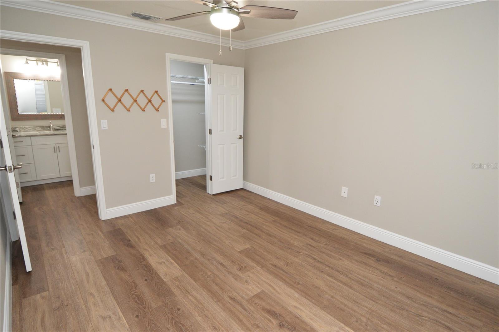 Image 76 of 95 For 6330 Grand Bahama Circle E