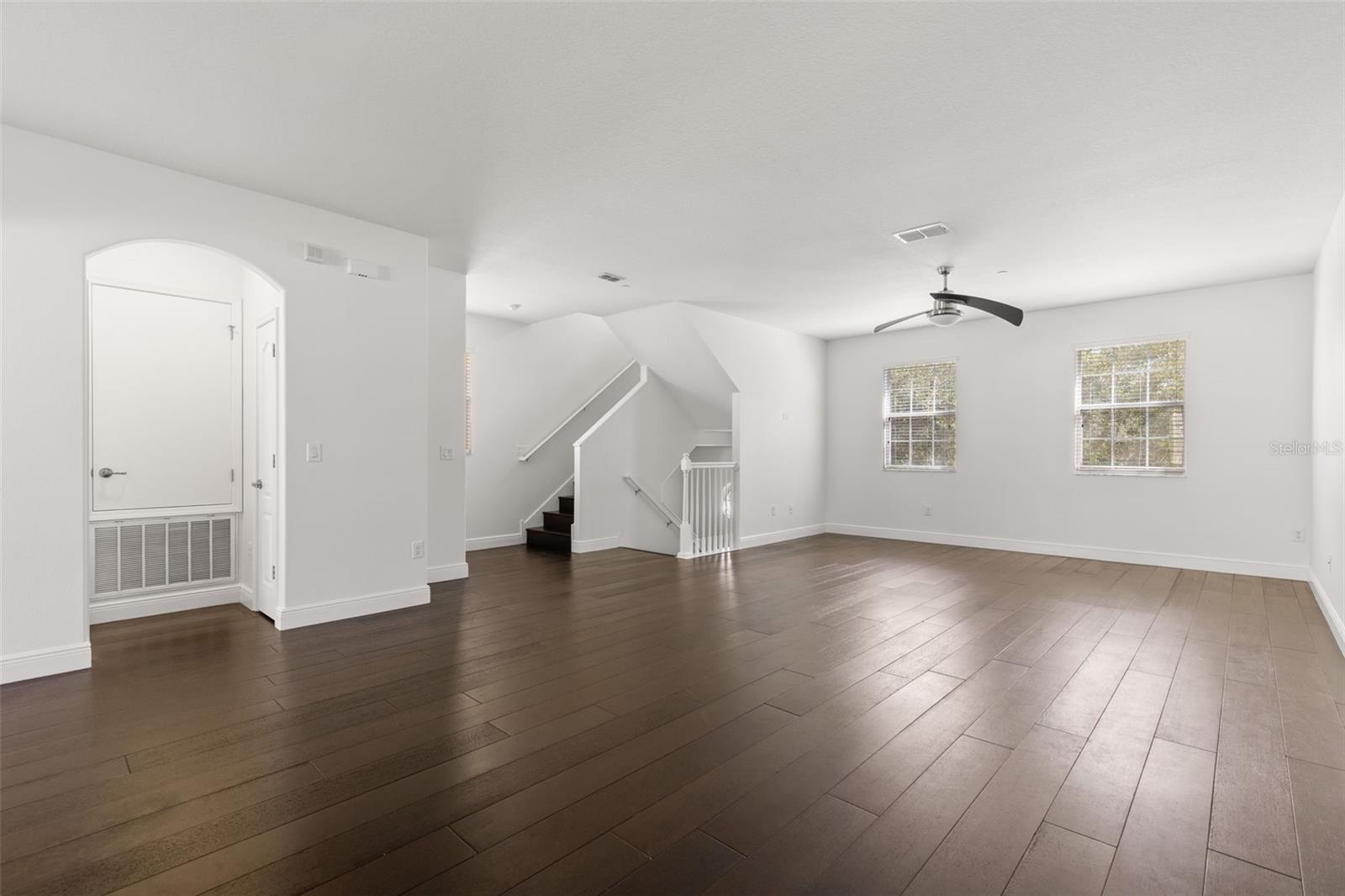Image 4 of 35 For 10144 Arbor Run Drive 143