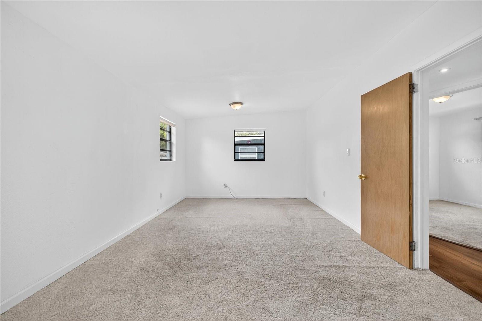 Image 14 of 26 For 660 11th Avenue N