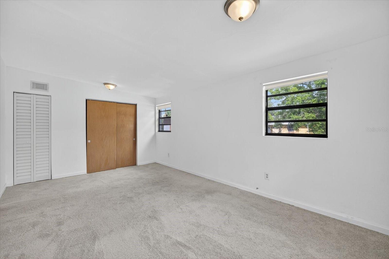 Image 16 of 26 For 660 11th Avenue N