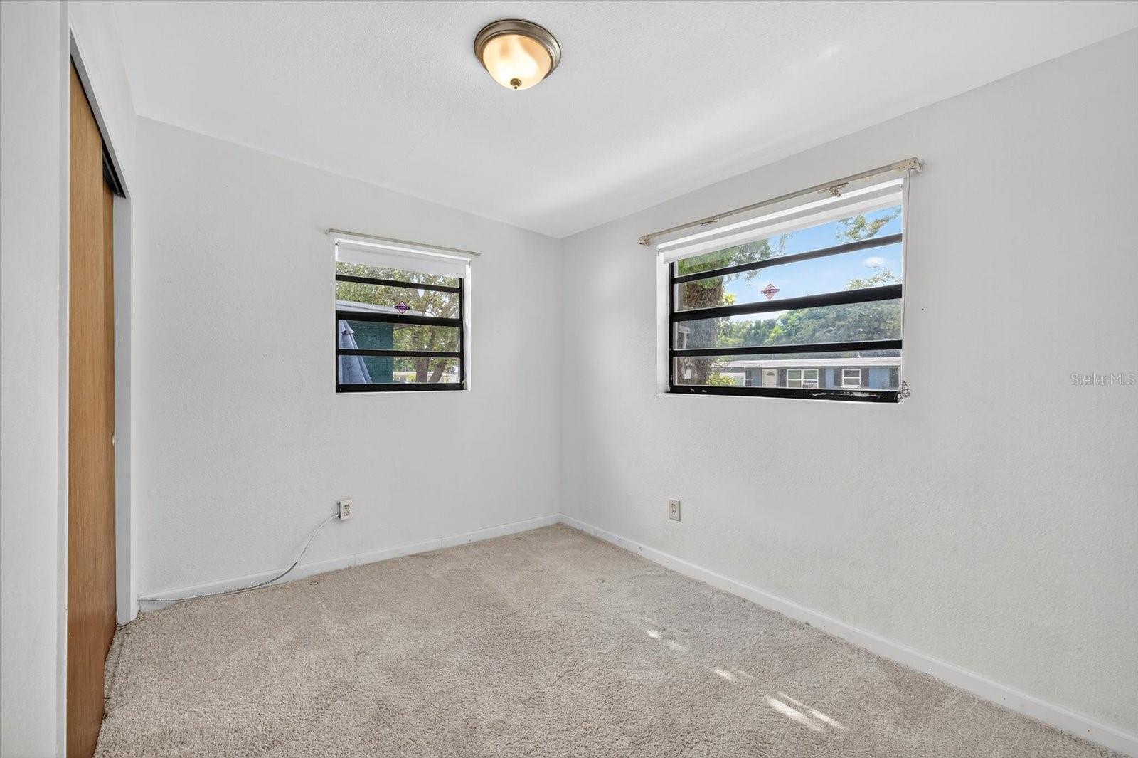 Image 17 of 26 For 660 11th Avenue N