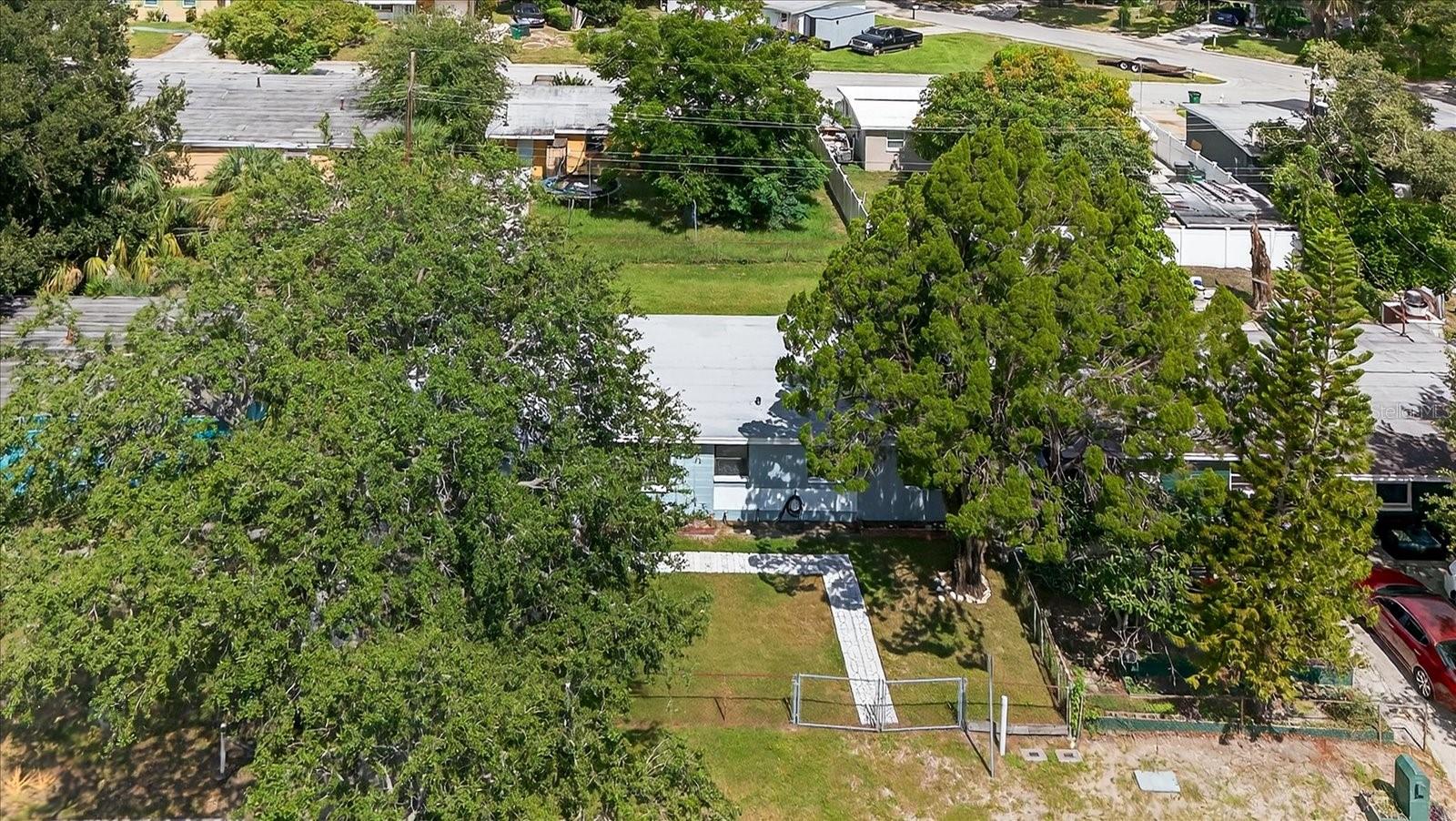 Image 23 of 26 For 660 11th Avenue N