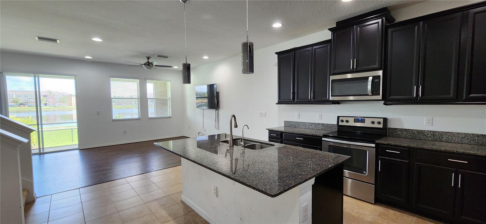 Image 6 of 40 For 12355 Bayou Flats Lane