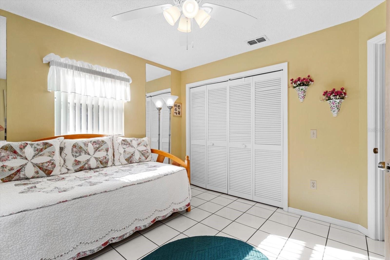 Image 25 of 45 For 555 Country Club Boulevard 71