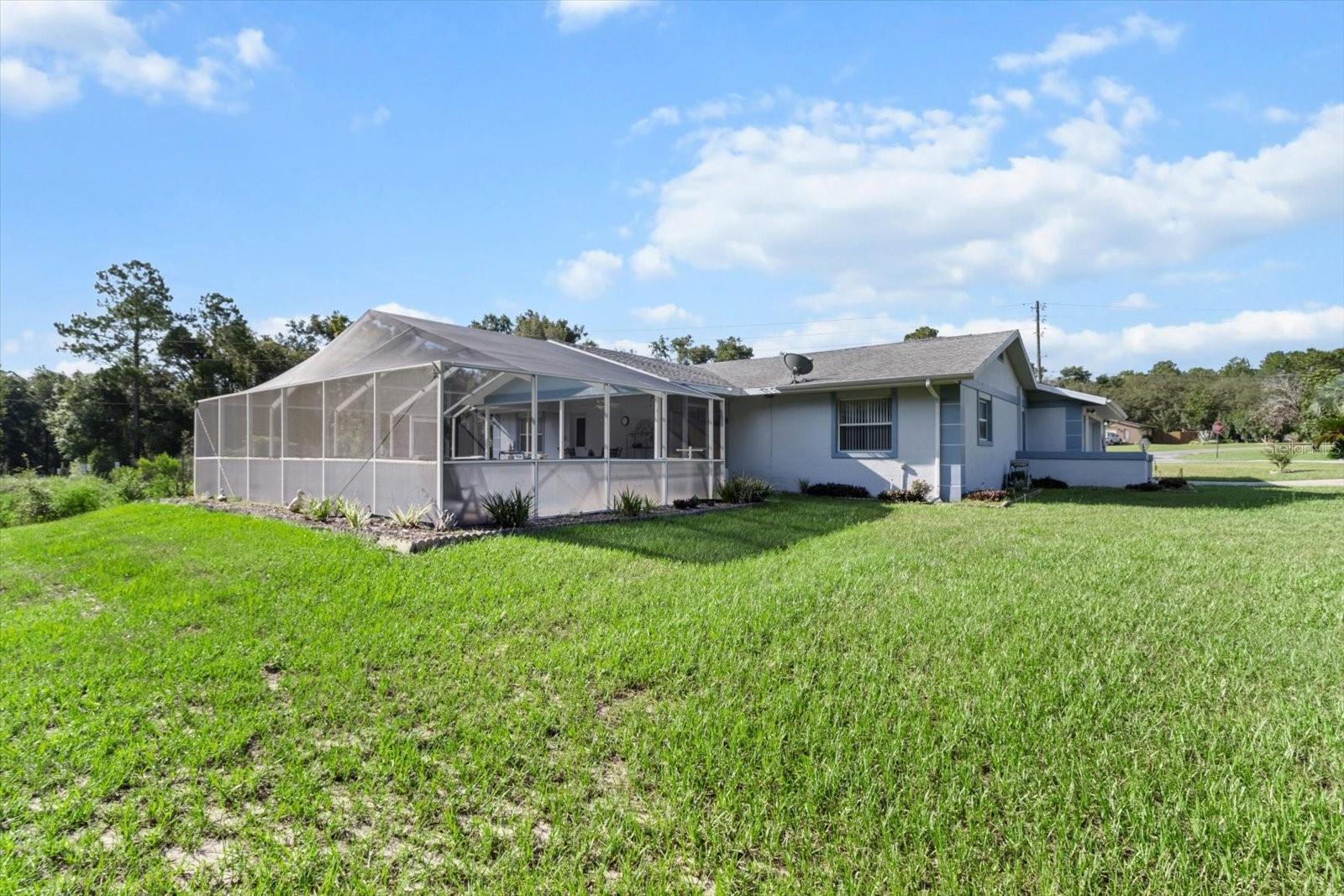 Image 34 of 45 For 555 Country Club Boulevard 71