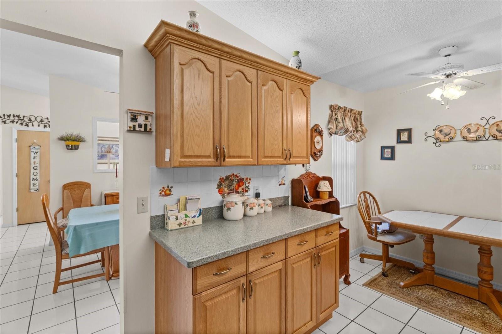 Image 7 of 45 For 555 Country Club Boulevard 71