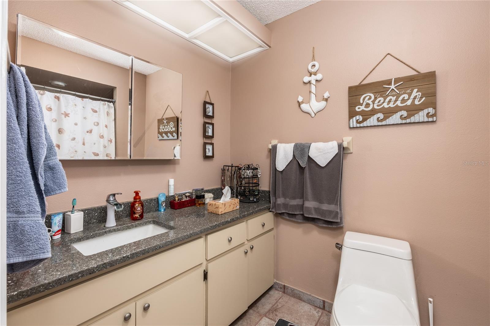 Image 16 of 26 For 10718 Fiddlesticks Court