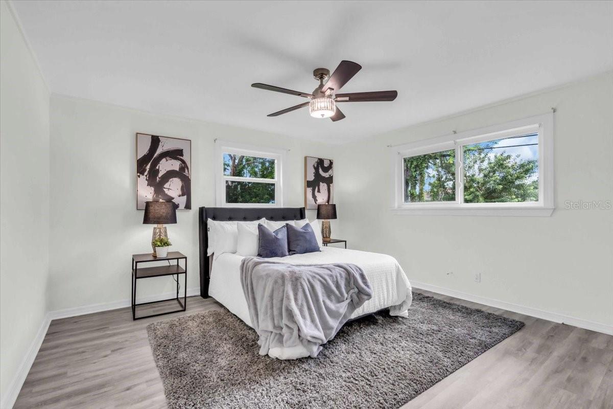 Image 2 of 30 For 2482 15th Avenue S